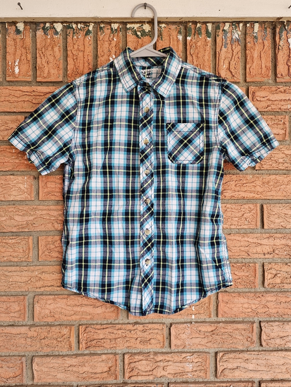 Arizona Jean Co. Kid's Short-Sleeve Plaid Button-Up Shirt Size M (10/12)